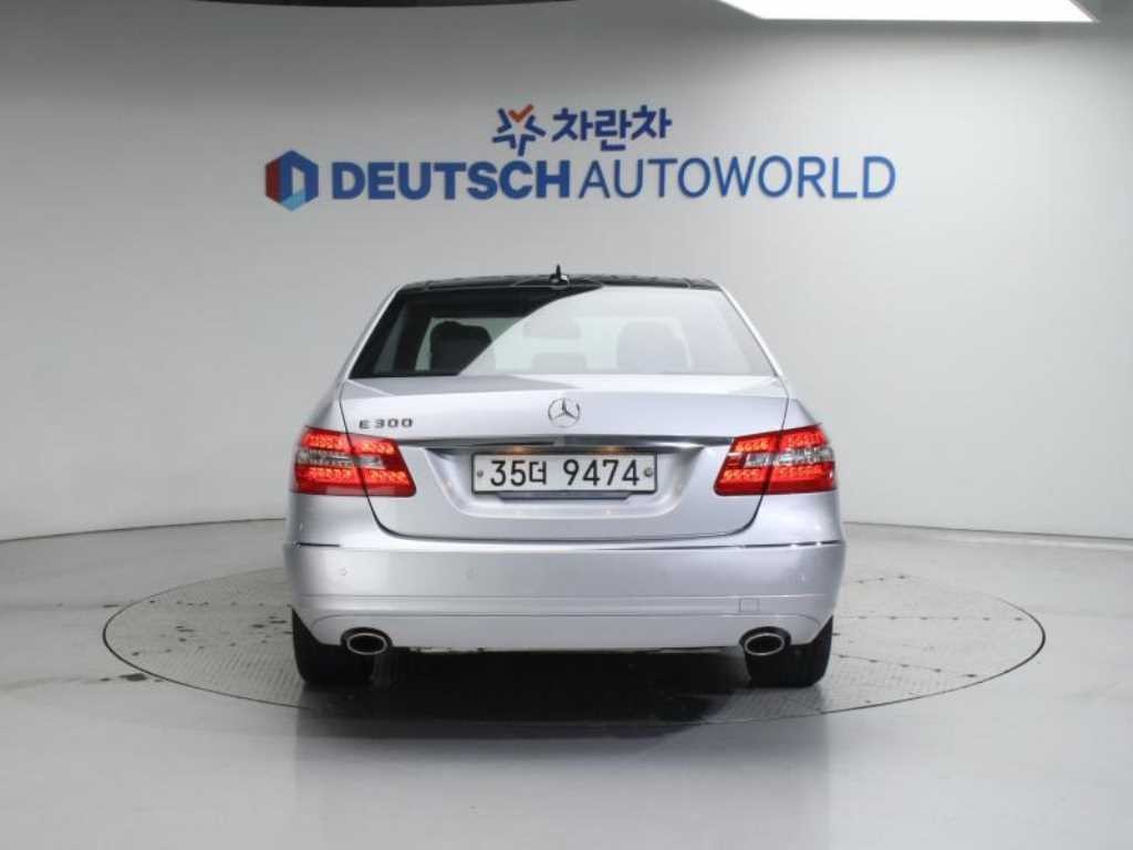 벤츠 E 클래스 E-클래스 W212 E300 엘레강스 이미지 2