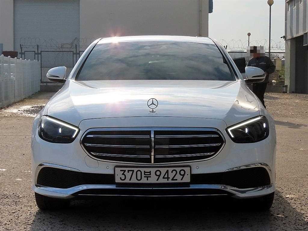 벤츠 E 클래스 E-클래스 W213 E250 익스클루시브 이미지 1