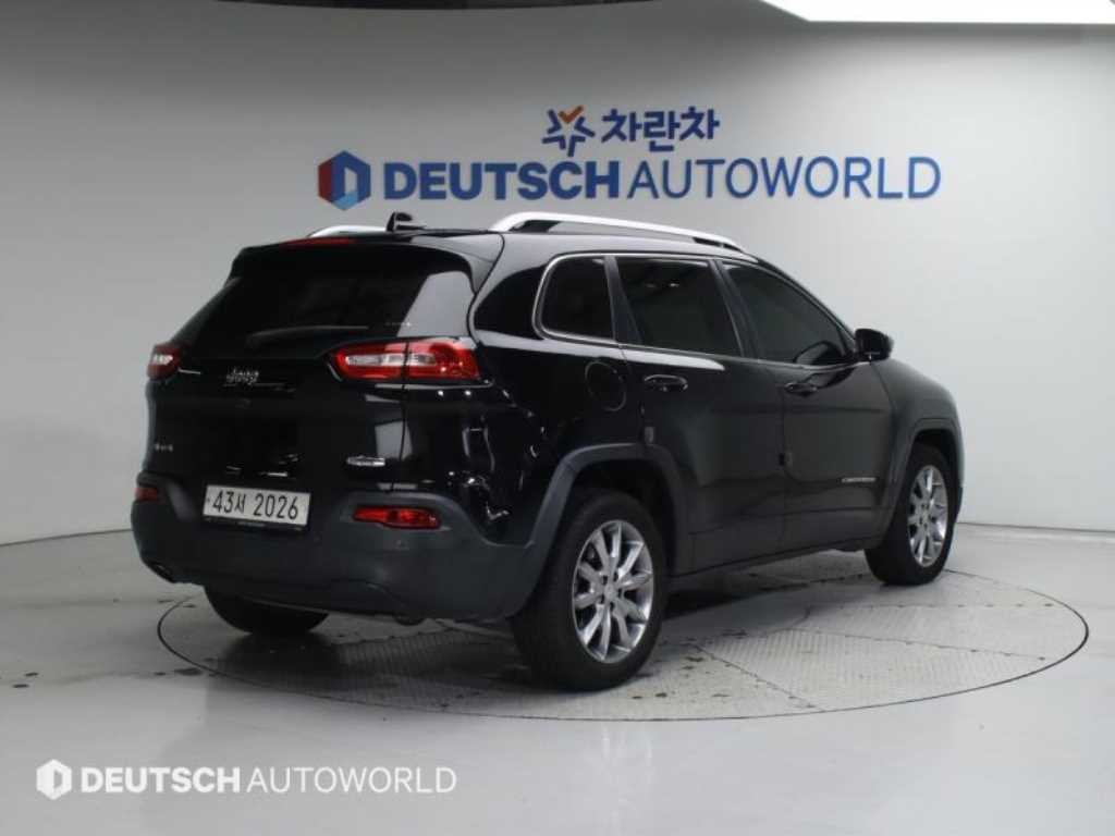 지프 체로키 체로키(KL) 2.4 론지튜드 AWD 이미지 2
