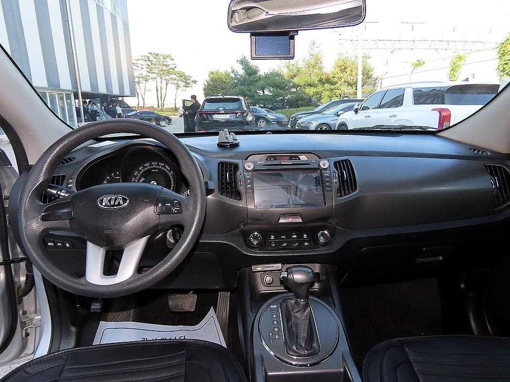 기아 스포티지 스포티지 R 2WD LX 이미지 7