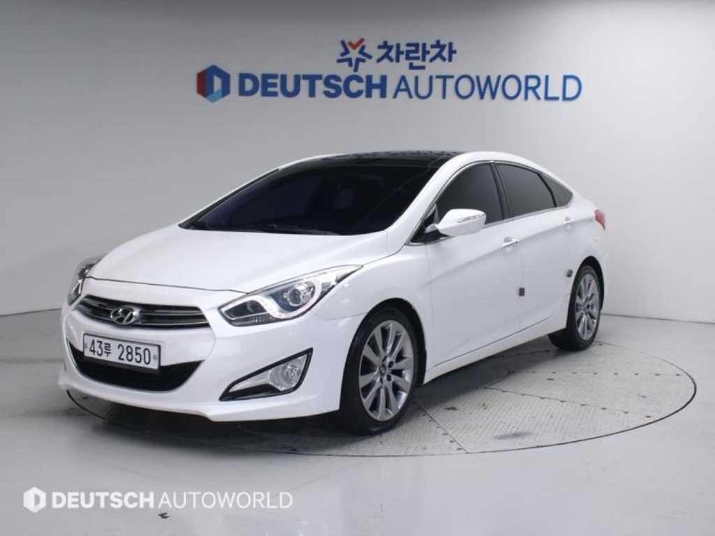 현대 i40 i40Saloon 1.7 VGT D 스펙 이미지 1