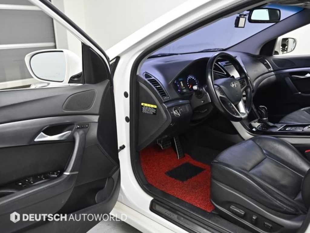 현대 i40 i40Saloon 1.7 VGT D 스펙 이미지 11