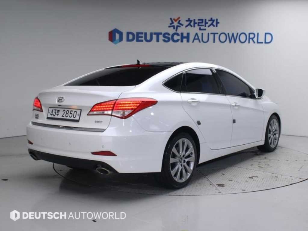 현대 i40 i40Saloon 1.7 VGT D 스펙 이미지 4