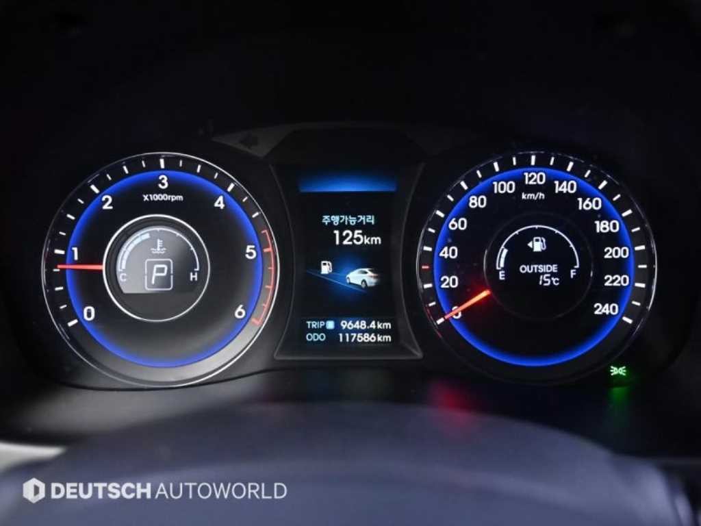현대 i40 i40Saloon 1.7 VGT D 스펙 이미지 8