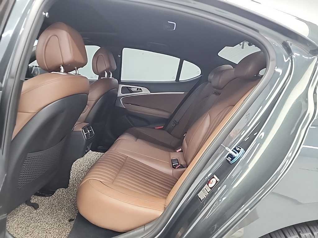 제네시스 G70 2.0T 슈프림 이미지 12