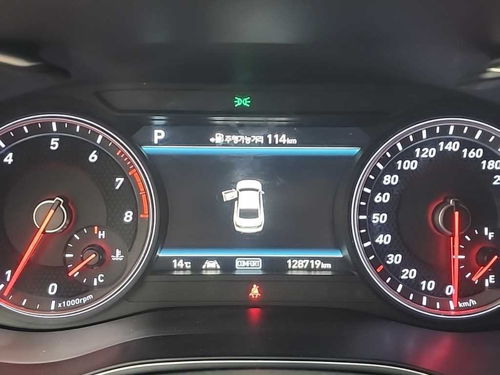 제네시스 G70 2.0T 슈프림 이미지 6