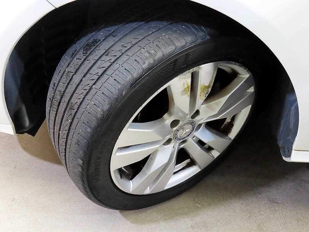벤츠 E 클래스 E-클래스 W212 E200 CGI 아방가르드 이미지 20