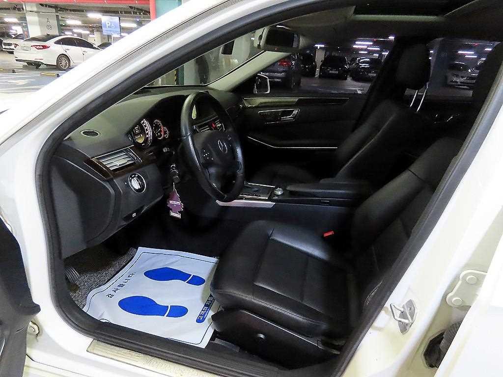 벤츠 E 클래스 E-클래스 W212 E200 CGI 아방가르드 이미지 6