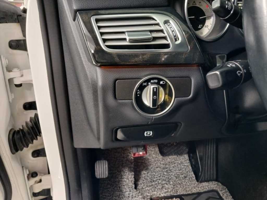 벤츠 CLS 클래스 CLS클래스 W218 CLS 350 블루이피션시 이미지 10