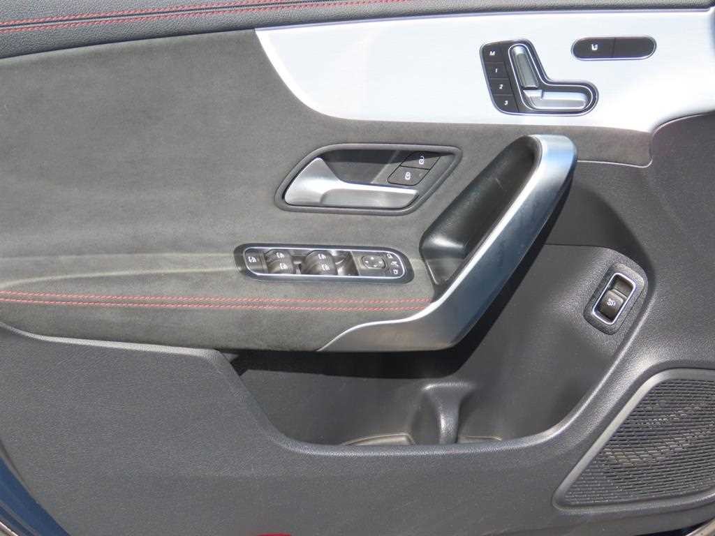 벤츠 CLA 클래스 CLA클래스 C118 CLA 250 4MATIC 이미지 11