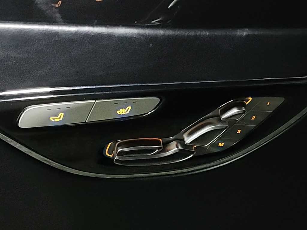 캐딜락 에스컬레이드 6.2 V8 ESV 이미지 14