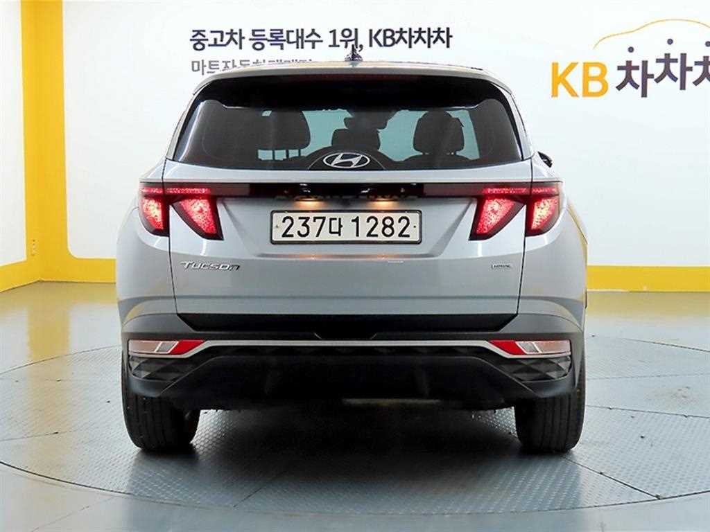 현대 투싼 투싼 (NX4) 디젤 2.0 4WD 모던 이미지 3