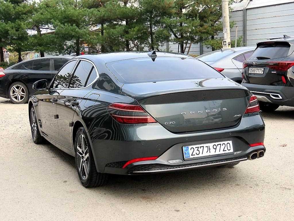 제네시스 G70 더 뉴 G70 디젤 2.2D 4WD 기본형 이미지 3