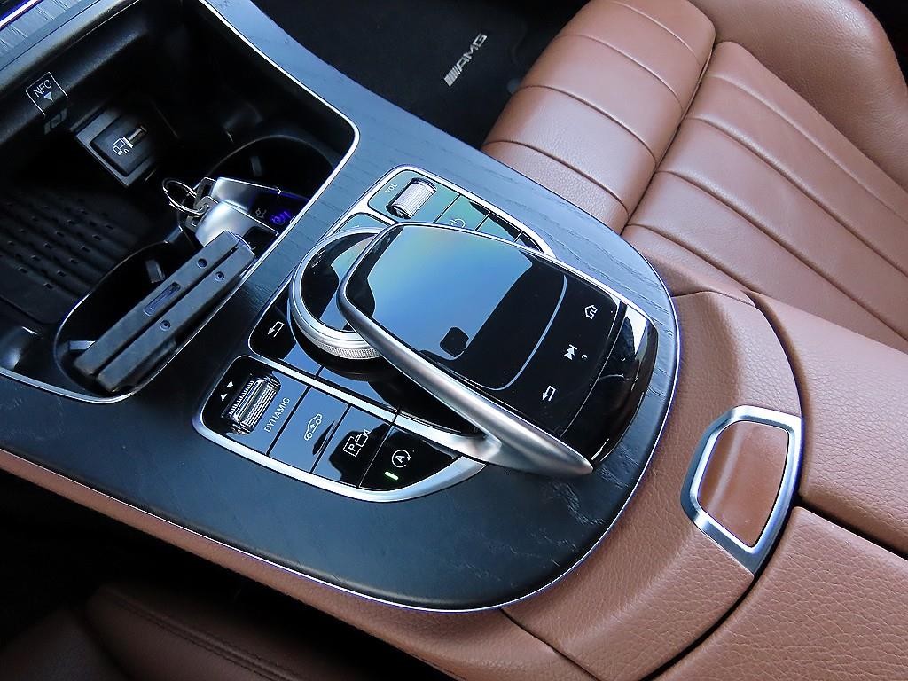 벤츠 E 클래스 E-클래스 W213 E220d 쿠페 이미지 12