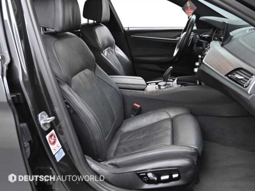 BMW 5시리즈 5시리즈 (G30) 520d M 스포츠 플러스 이미지 10