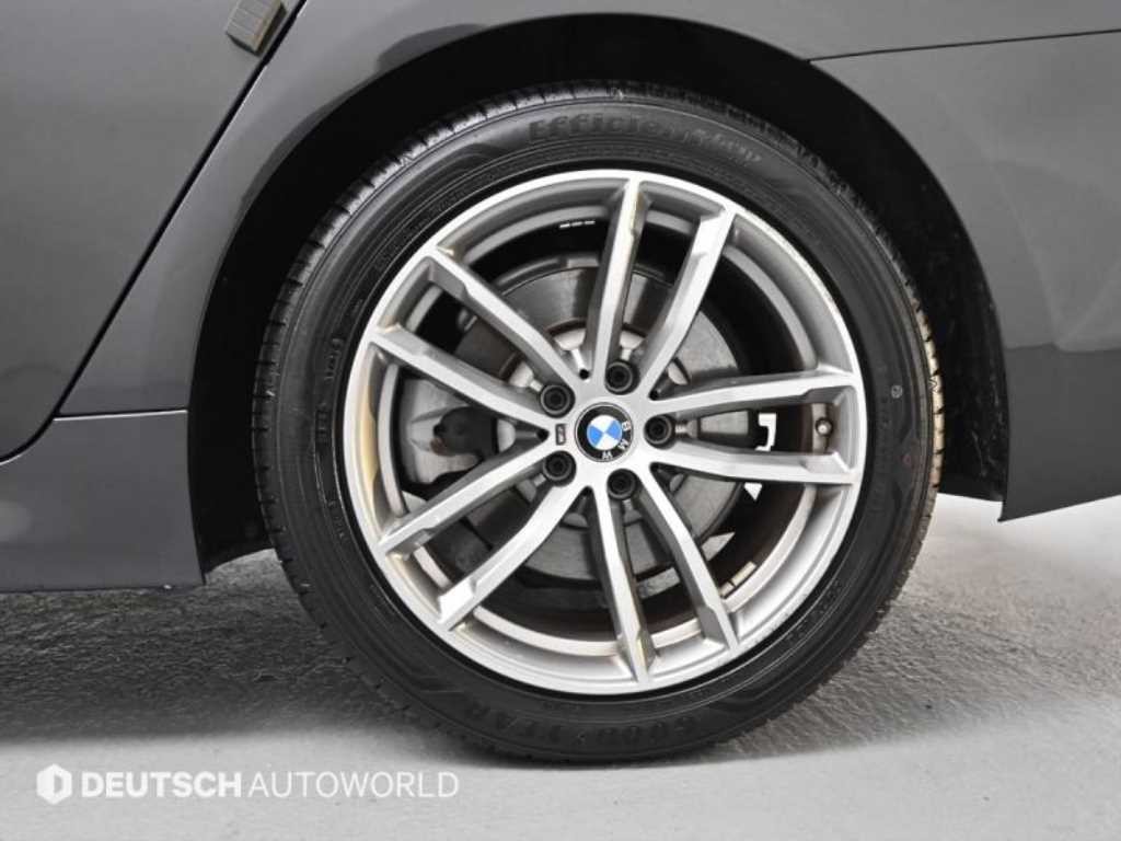 BMW 5시리즈 5시리즈 (G30) 520d M 스포츠 플러스 이미지 5