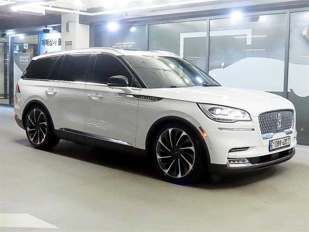 링컨 에비에이터 에비에이터 2세대 3.0 리저브 AWD 이미지 1