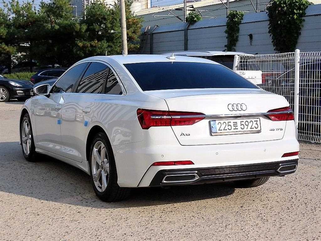 아우디 A6 A6 (C8) 45 TFSI 이미지 3