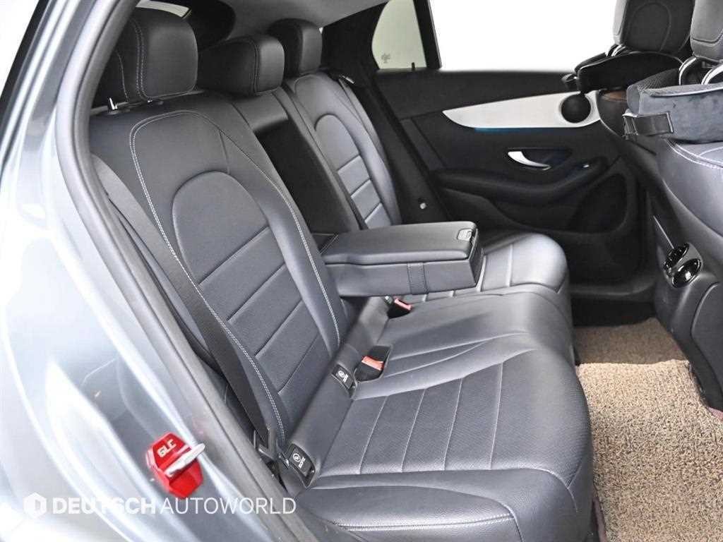 벤츠 GLC 클래스 GLC클래스 X253 GLC 220 d 4MATIC 쿠페 이미지 12
