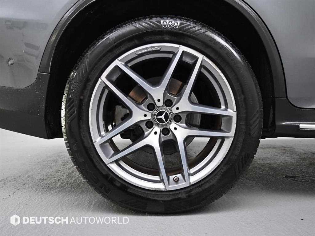 벤츠 GLC 클래스 GLC클래스 X253 GLC 220 d 4MATIC 쿠페 이미지 5
