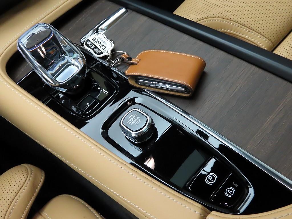 볼보 S90 B6 AWD 얼티메이트 브라이트 이미지 10