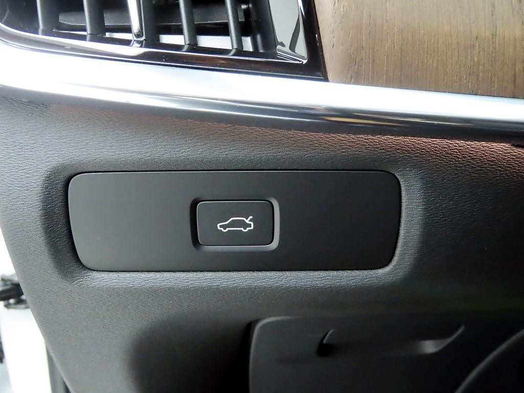 볼보 S90 B6 AWD 얼티메이트 브라이트 이미지 11