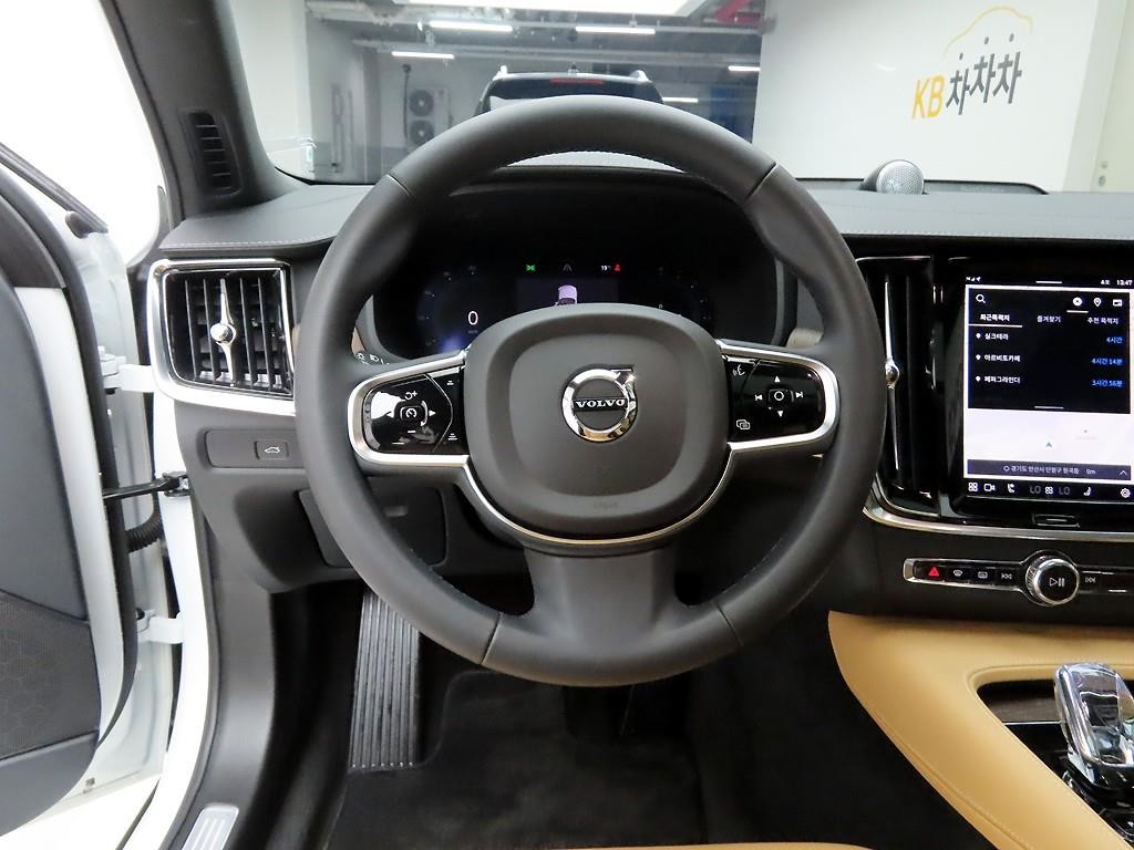 볼보 S90 B6 AWD 얼티메이트 브라이트 이미지 7