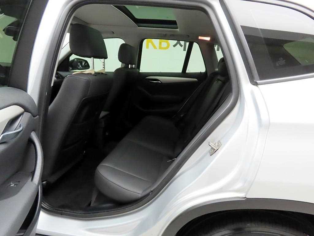 BMW X1 X1 (E84) xDrive 20d 4WD 이미지 13