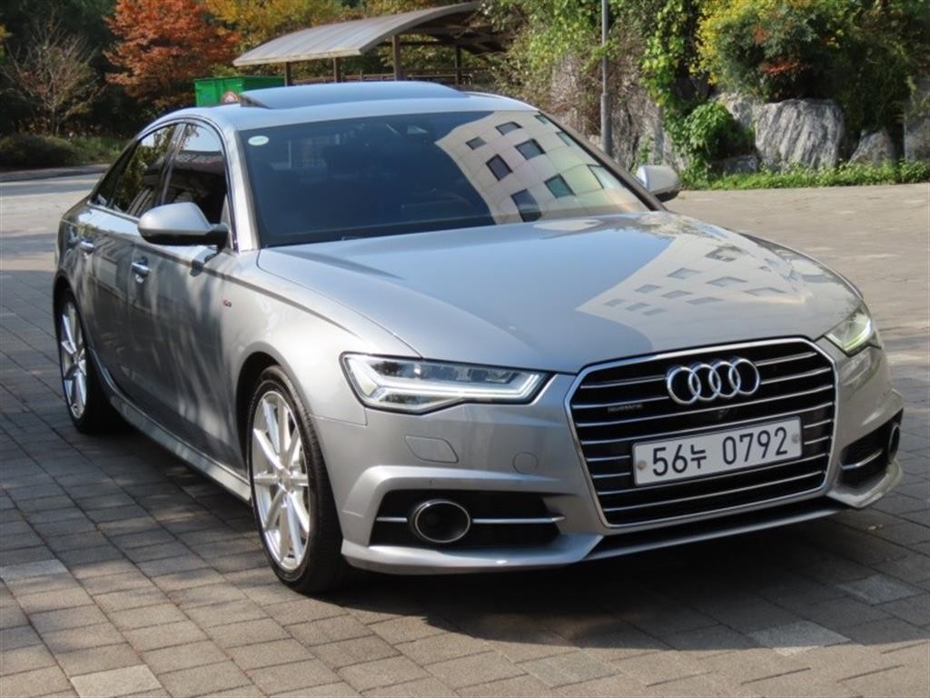 아우디 A6 뉴A6 40 TFSI 콰트로 스포츠 이미지 2