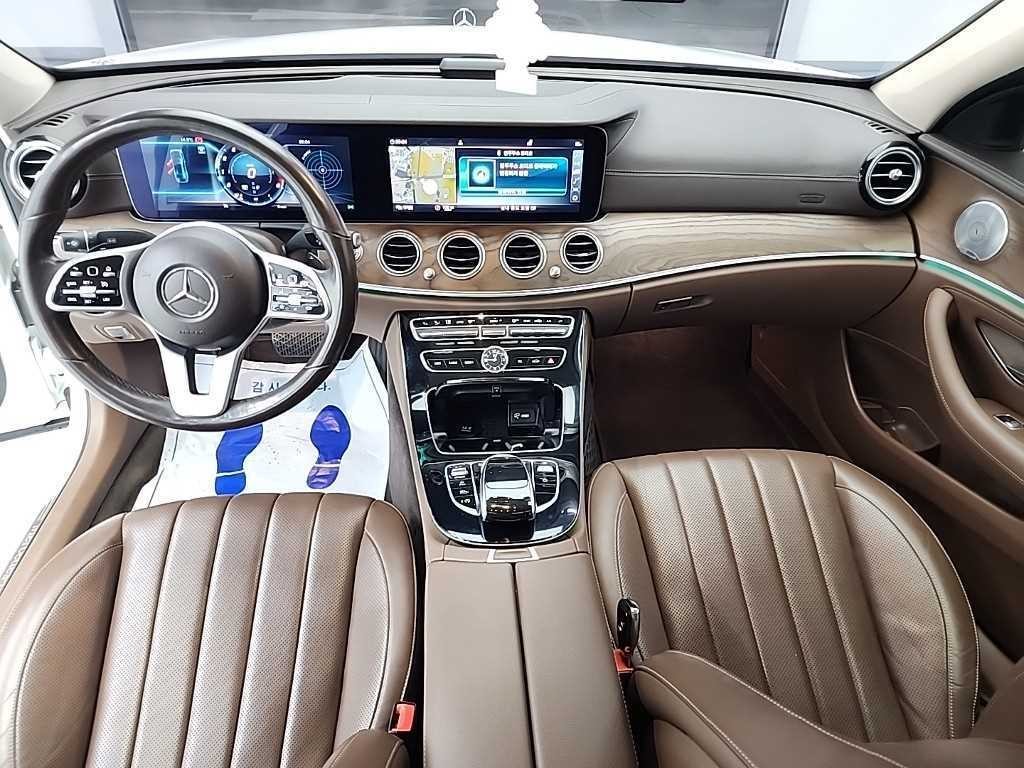 벤츠 E 클래스 E-클래스 W213 E300 아방가르드 이미지 7