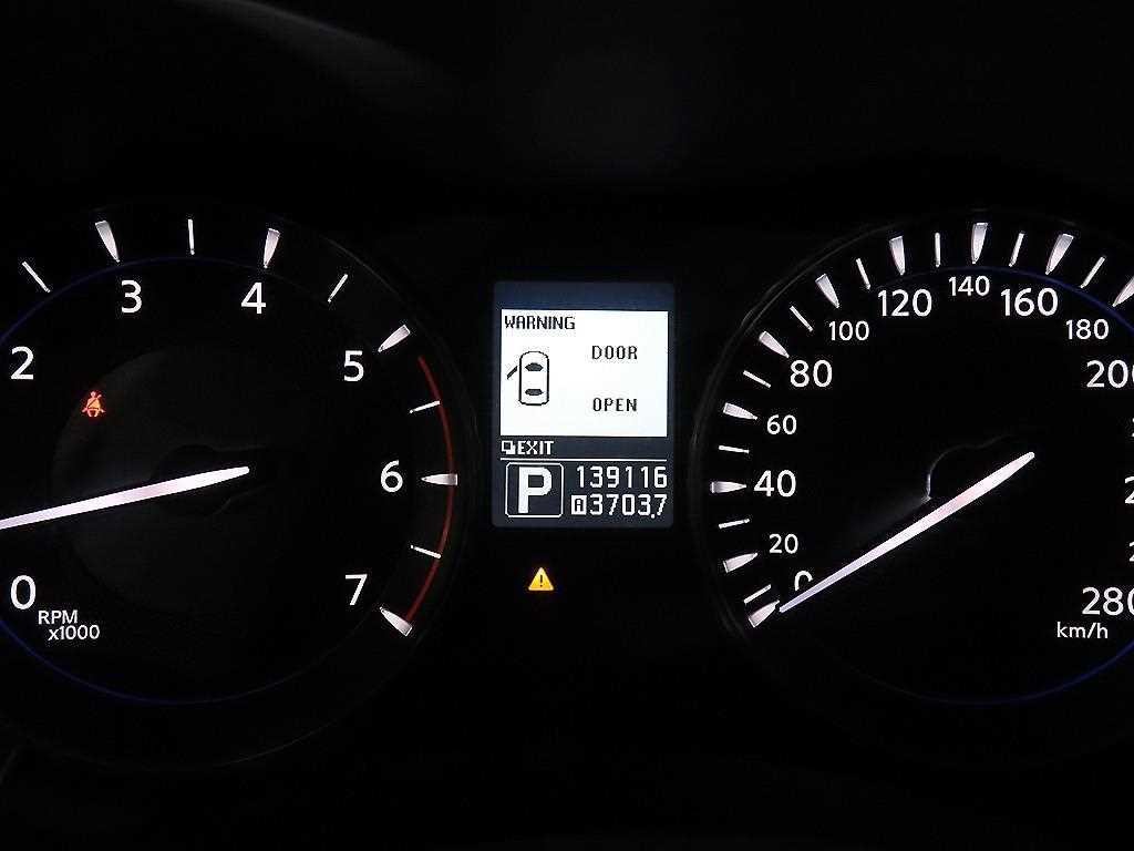인피니티 Q Q70 3.0D 이미지 9