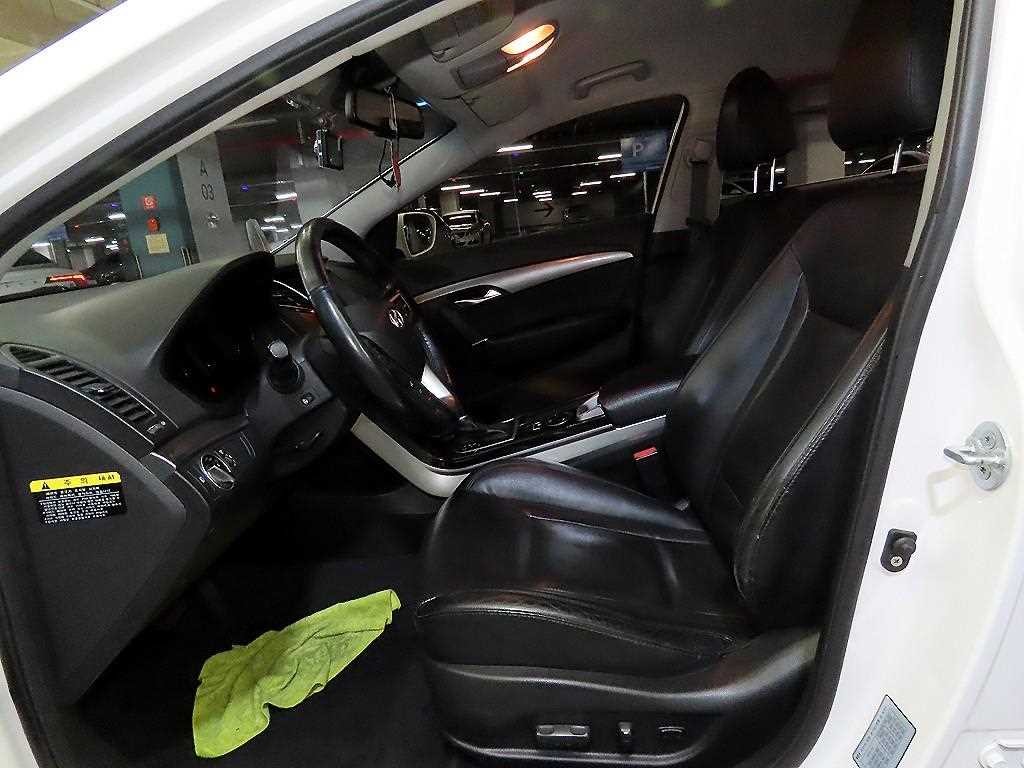 현대 i40 i40Saloon 1.7 VGT PYL 이미지 6