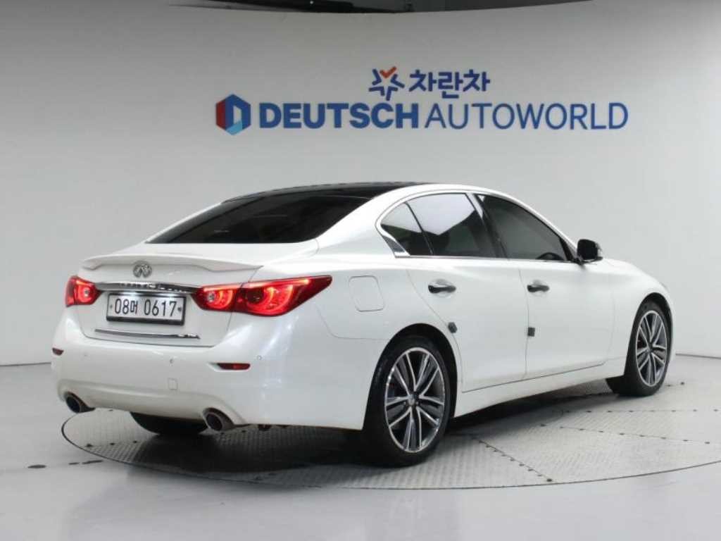 인피니티 Q Q50 2.2D 프리미엄 이미지 2