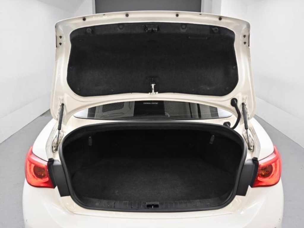 인피니티 Q Q50 2.2D 프리미엄 이미지 20