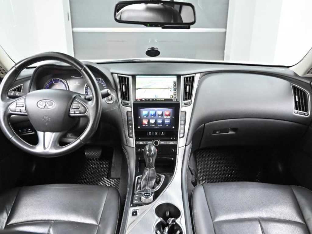 인피니티 Q Q50 2.2D 프리미엄 이미지 7