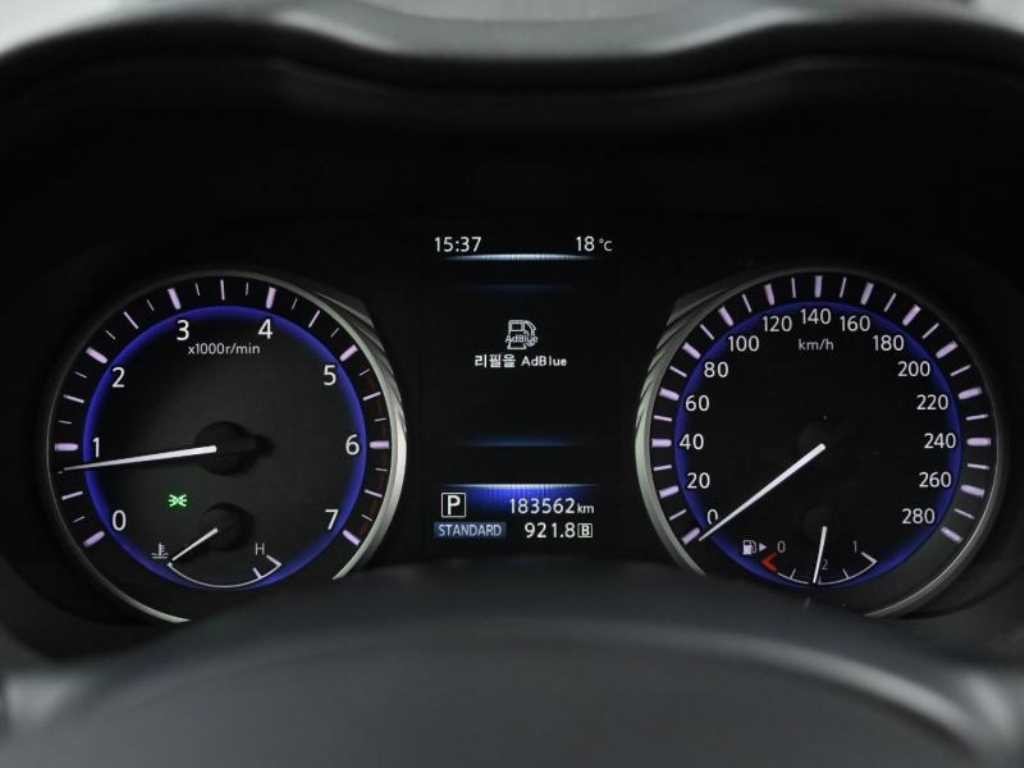 인피니티 Q Q50 2.2D 프리미엄 이미지 8