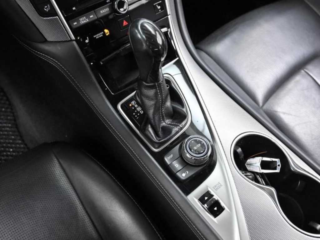 인피니티 Q Q50 2.2D 프리미엄 이미지 9