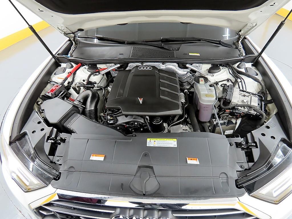 아우디 A6 A6 (C8) 45 TFSI 콰트로 프리미엄 이미지 19