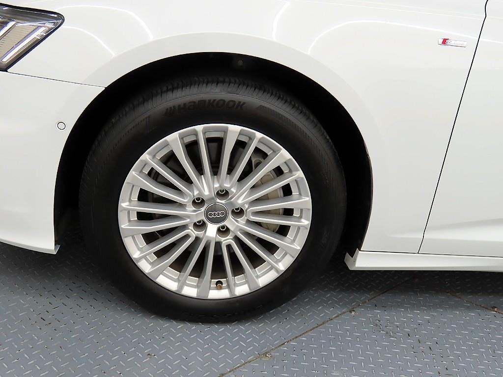 아우디 A6 A6 (C8) 45 TFSI 콰트로 프리미엄 이미지 20