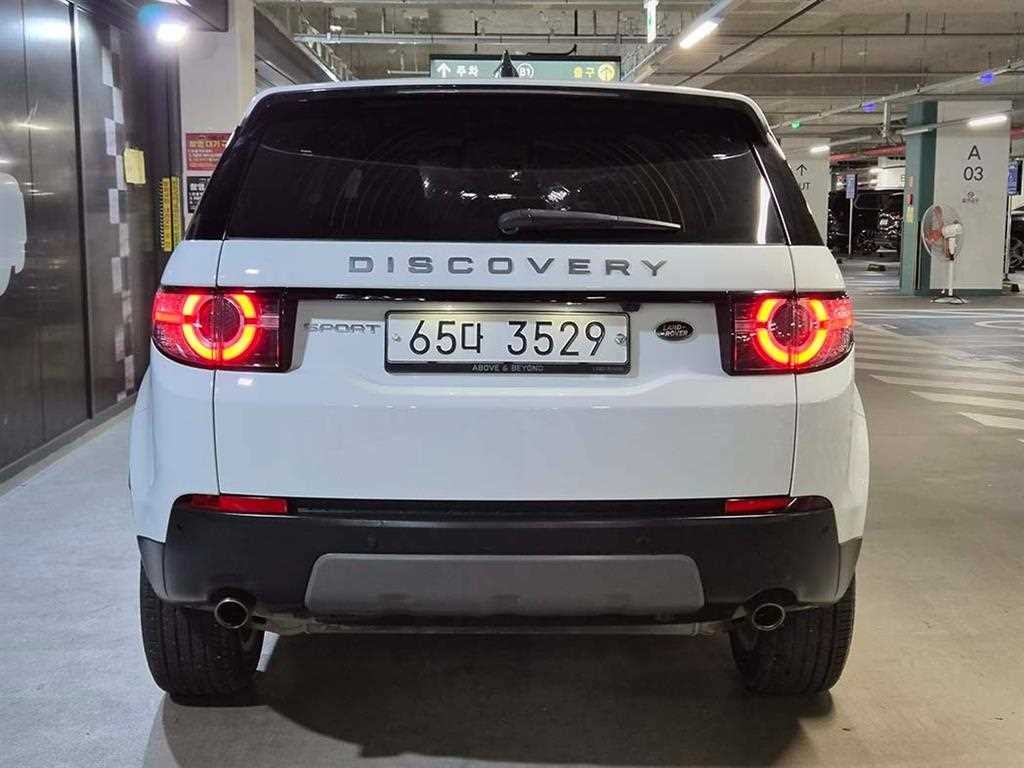 랜드로버 디스커버리 스포츠 2.0 TD4 HSE 럭셔리 이미지 5