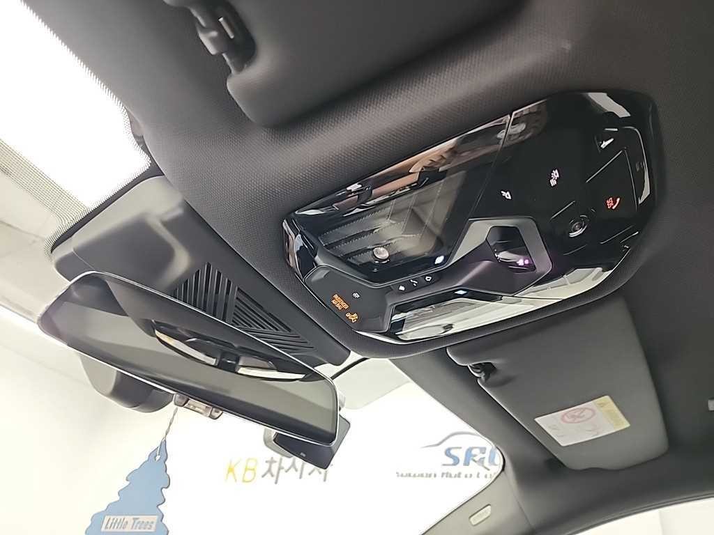 BMW 5시리즈 5시리즈 (G60) 520i 스페셜 에디션 이미지 18