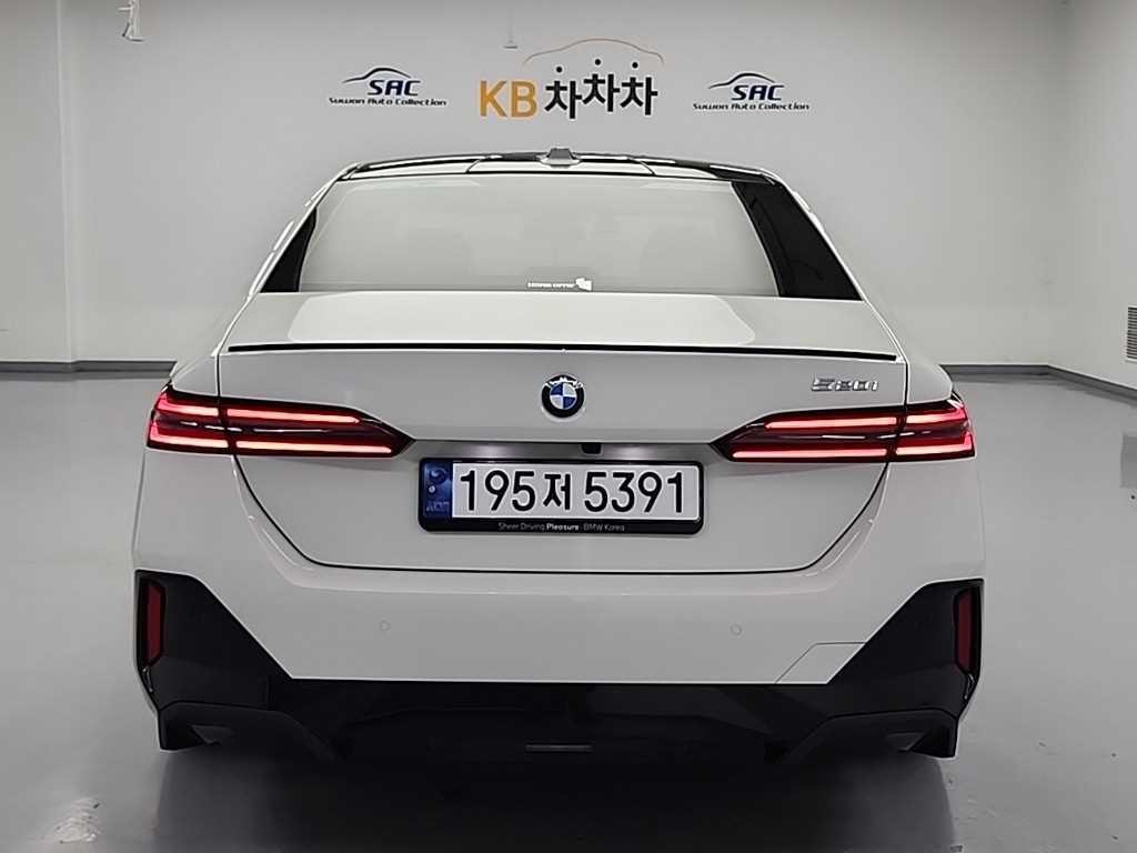BMW 5시리즈 5시리즈 (G60) 520i 스페셜 에디션 이미지 4