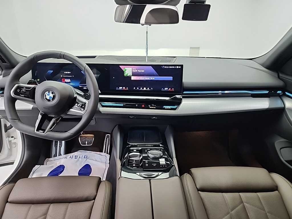 BMW 5시리즈 5시리즈 (G60) 520i 스페셜 에디션 이미지 8