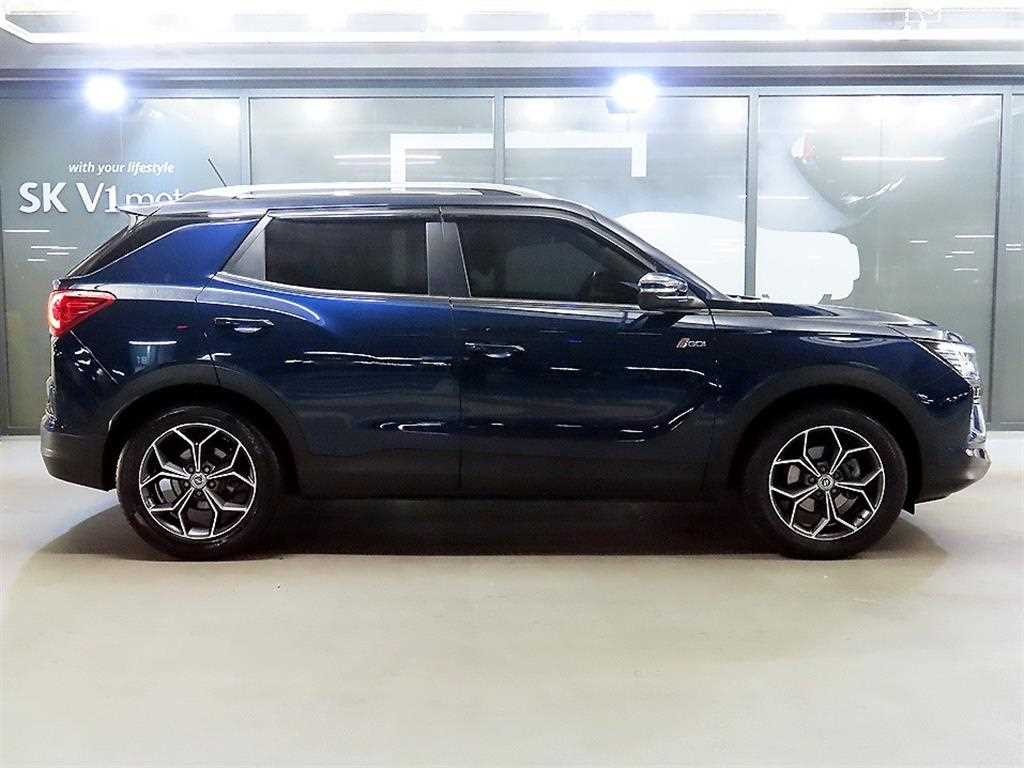 KG모빌리티(쌍용) 코란도 뷰티풀코란도 2WD 가솔린 1.5 C5 플러스 이미지 3