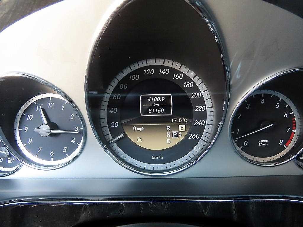 벤츠 E 클래스 E-클래스 W212 E350 이미지 9