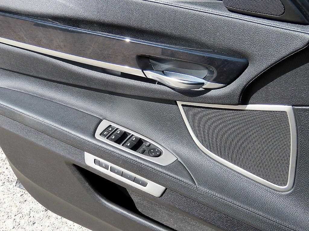 BMW 7시리즈 7시리즈 (F01) 740 i M스포츠 이미지 12