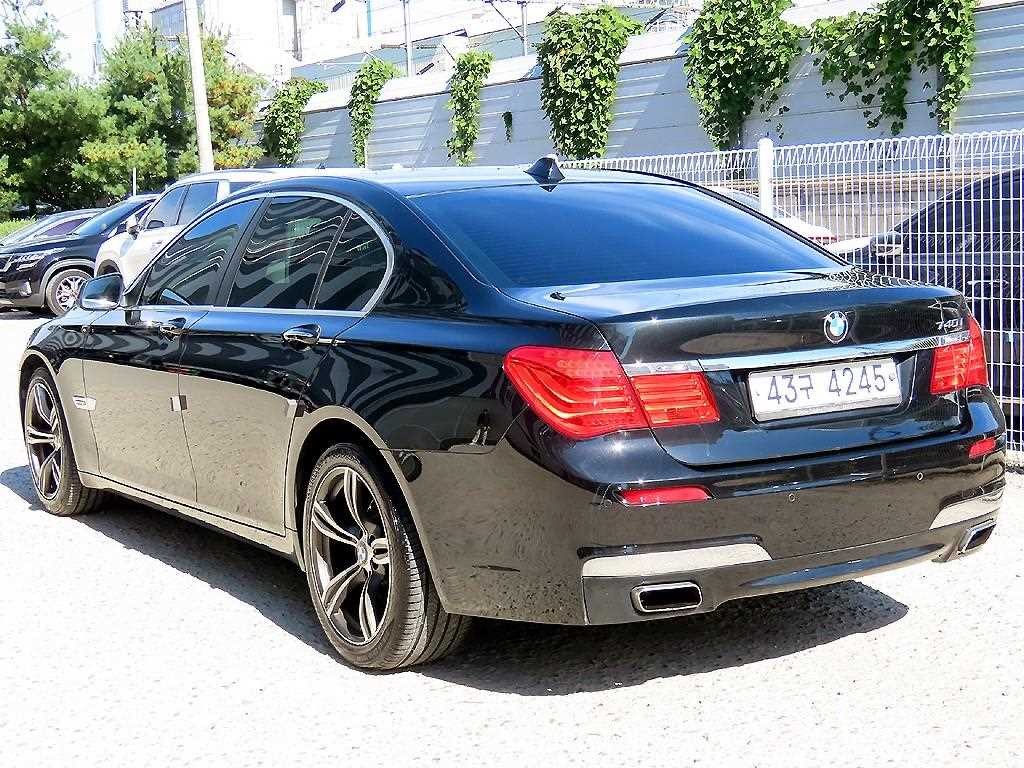 BMW 7시리즈 7시리즈 (F01) 740 i M스포츠 이미지 3