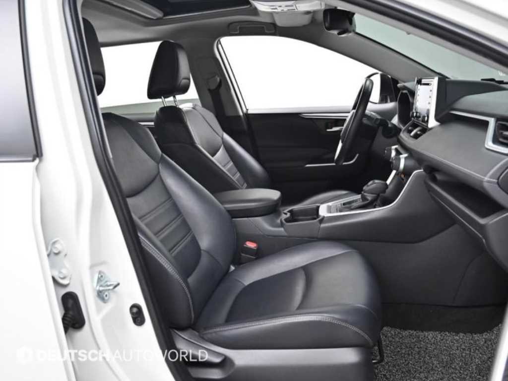 토요타 라브4 RAV4(5세대) 2.5 2WD 하이브리드 이미지 10