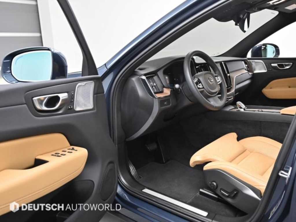 볼보 XC60 XC60(2세대) B5 AWD 얼티메이트 브라이트 이미지 11