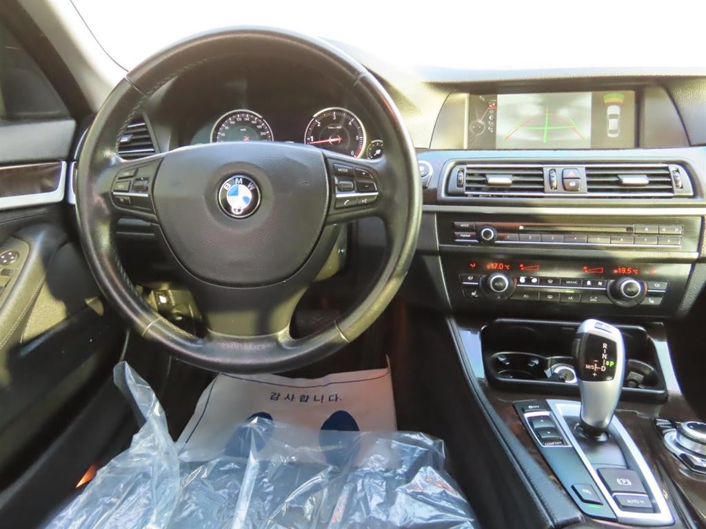 BMW 5시리즈 5시리즈 (F10) 520d 이미지 6